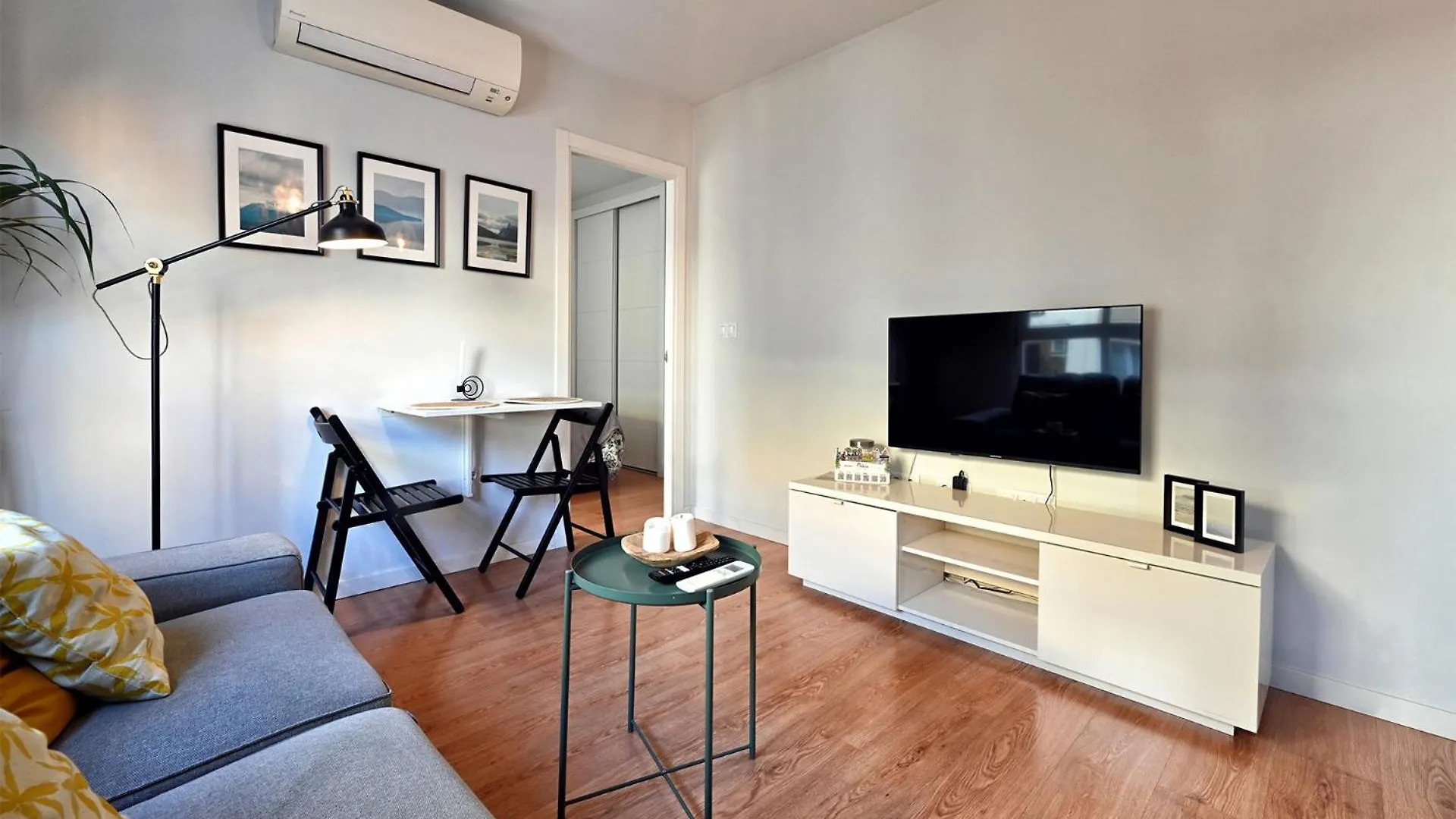Love Rent4 Malaga Soleil 0*,